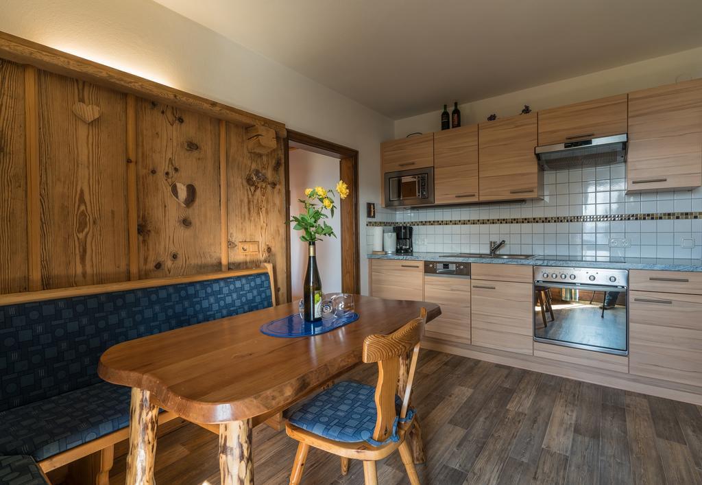 Apartment Christine Weyregg Exteriör bild